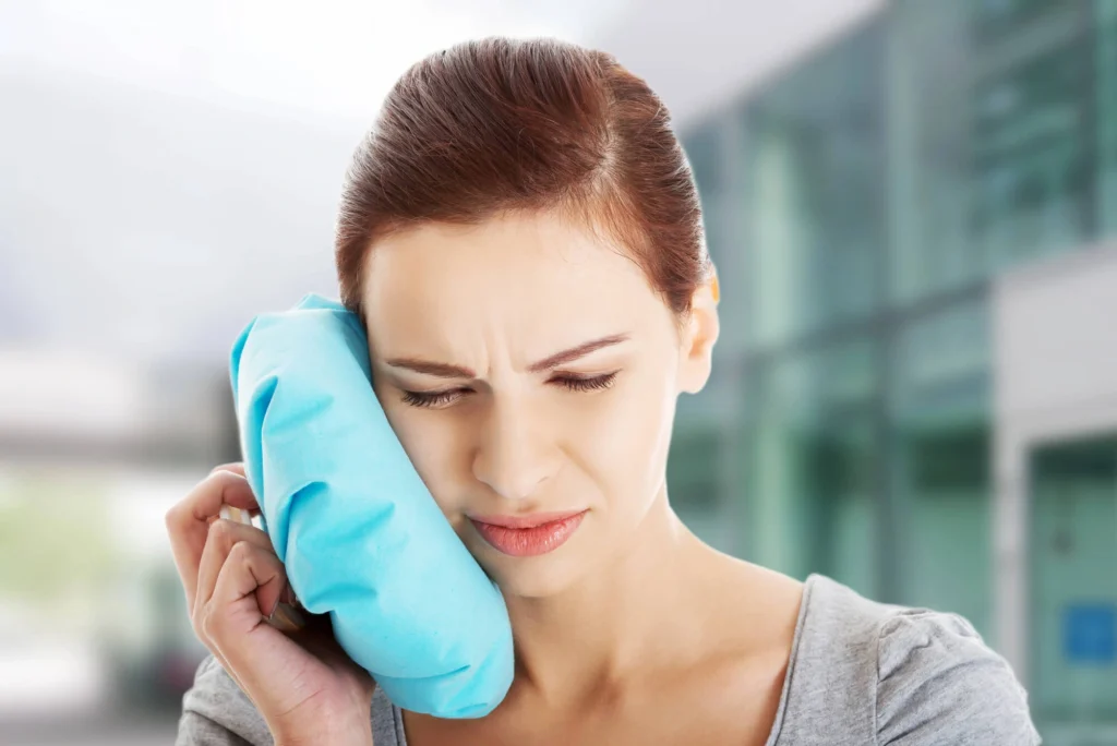 Cold compress instructed by Emergency dentist Mamaroneck NY